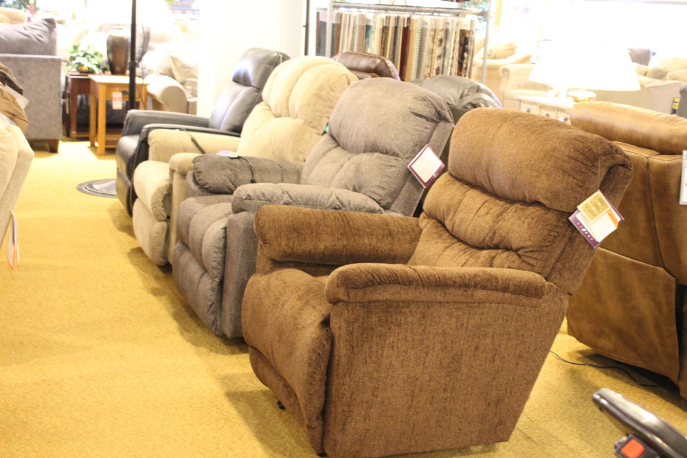 Lazy Boy Recliners | Pies Lockport Furniture in Lockport NY